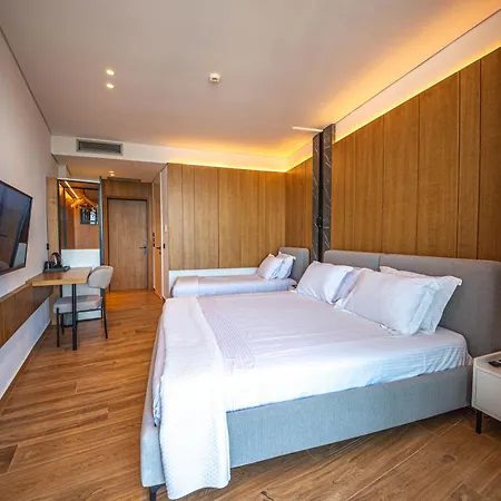 Nobbu Hotell 4*