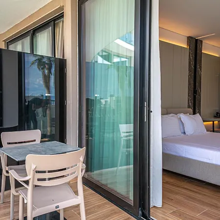 Hotell Nobbu 4*