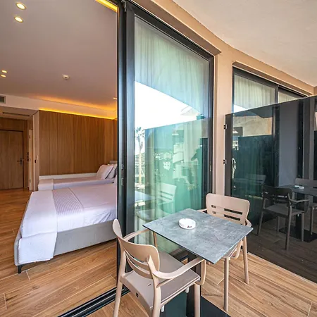 Nobbu 4* Ksamil