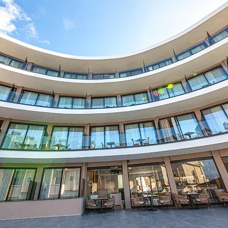Hotel Nobbu 4*