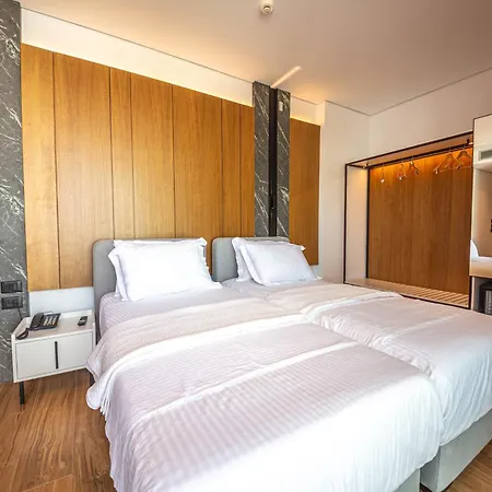 Hotel Nobbu 4*